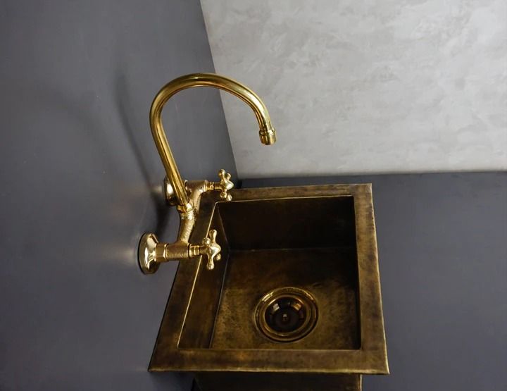 Kitchen Sink, Brass Sink