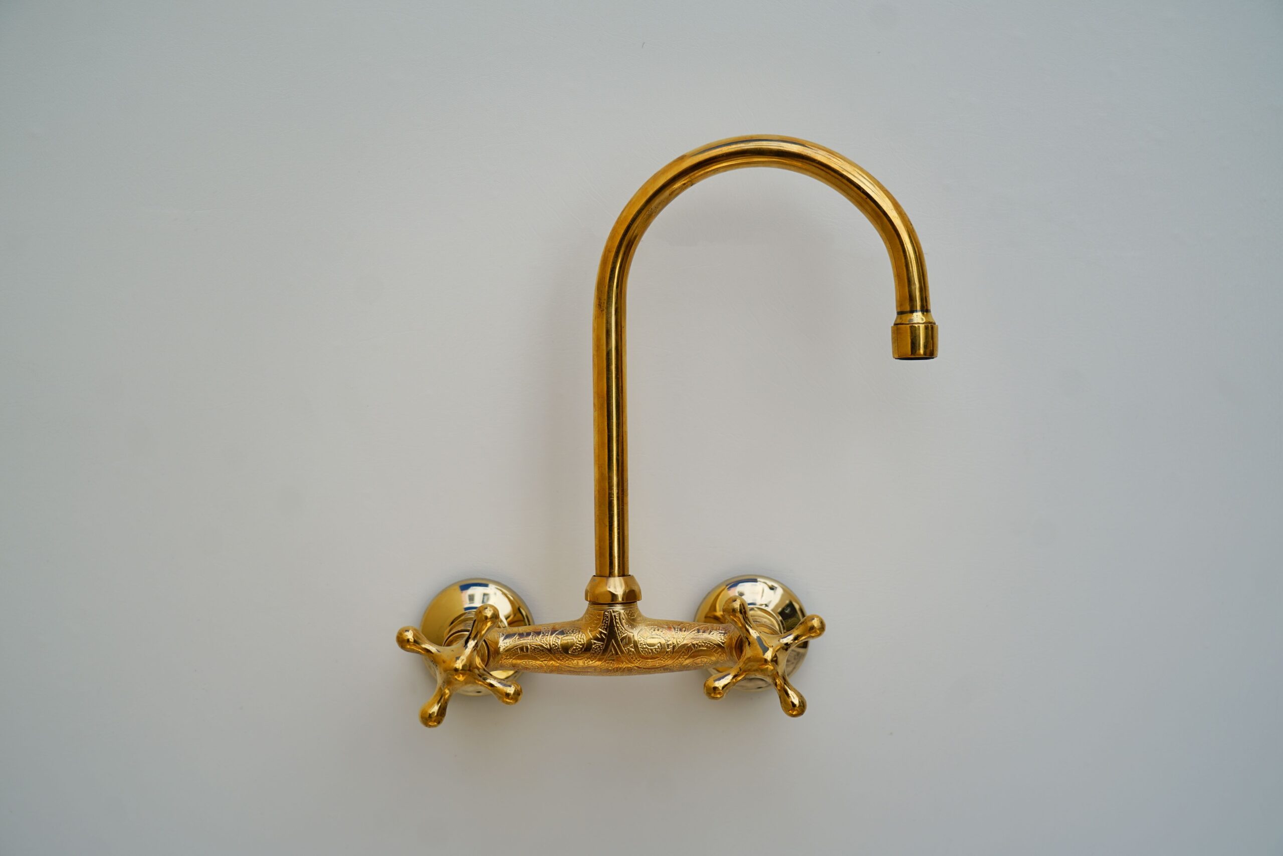 Antique Solid Brass Wall Mount Kitchen Sink Faucet ,Vintage Wall Mount Kitchen Sink Faucet