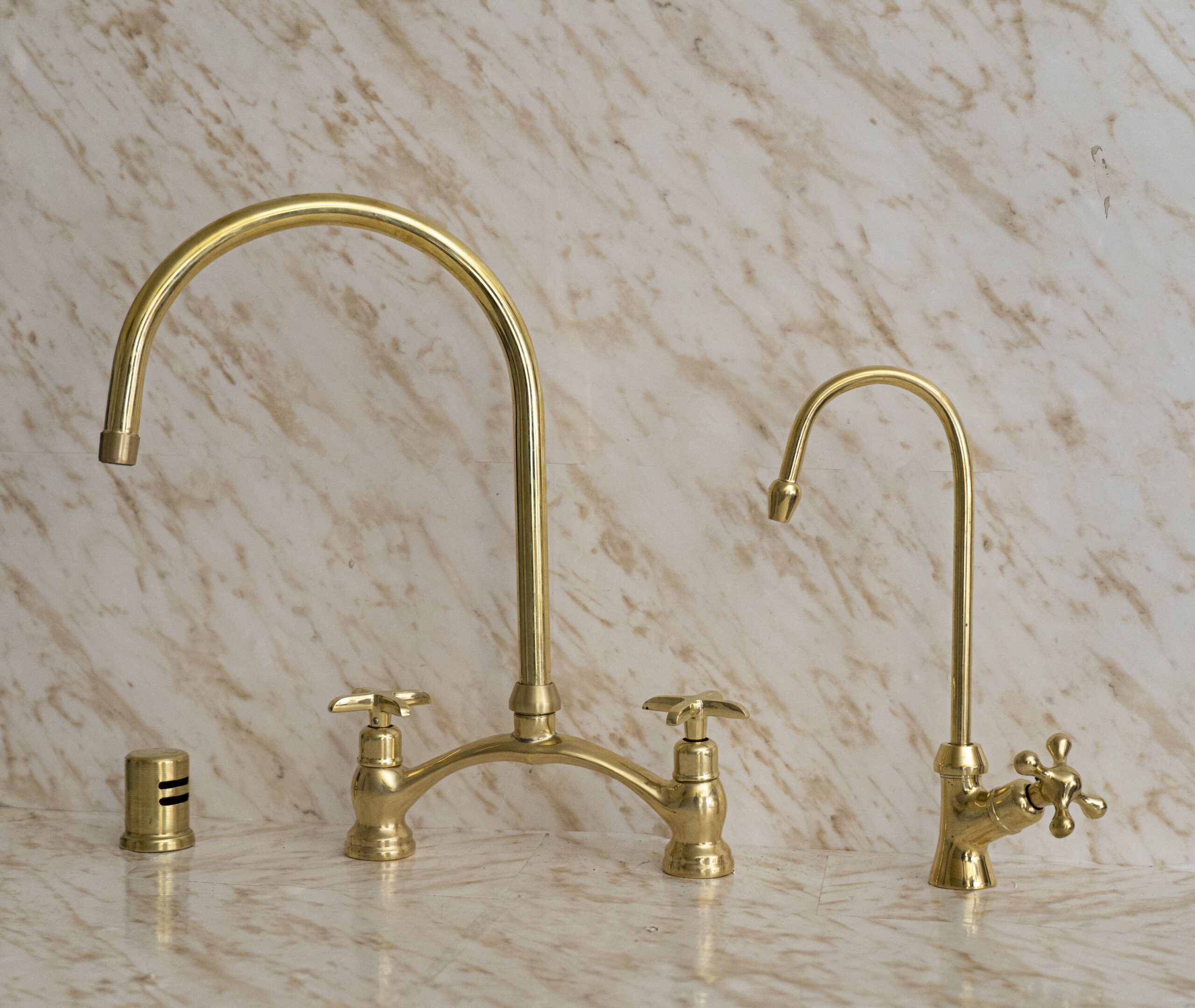 Unlacquered Brass Kitchen Faucet , Solid Brass Kitchen Sink Faucet