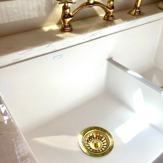 Antique Brass Sink Strainer | Crafted with Precision