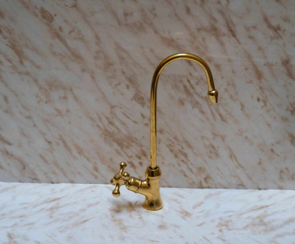 Artisanal Craftsmanship: Unlacquered Brass Single Hole Deck Mount Water Filter Faucet