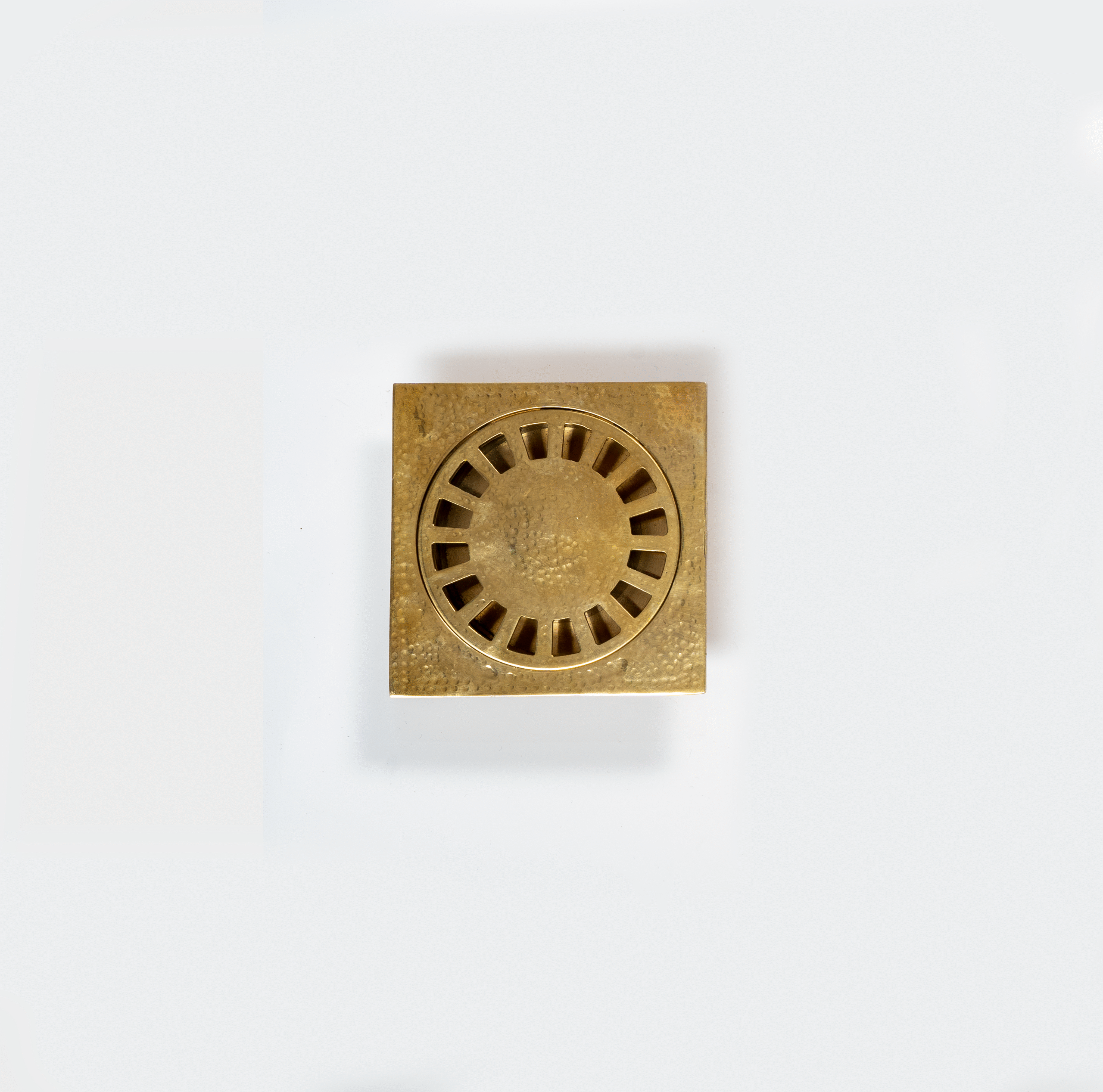 Functional & Stylish: Brass Shower Drain for Your Bathroom