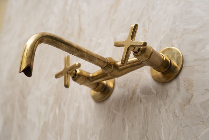 Unlacquered Brass Bathroom Tub Wall Mounted Faucet