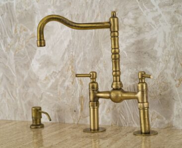 Vintage Charm: Solid Brass Kitchen Faucet with Sprayer in Different Finishes
